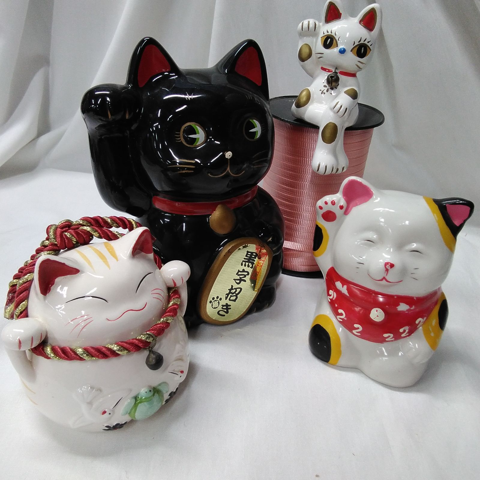 招き猫 貯金箱 陶器 置き物 飾り物 4点まとめて 【現状品】 W983-特別