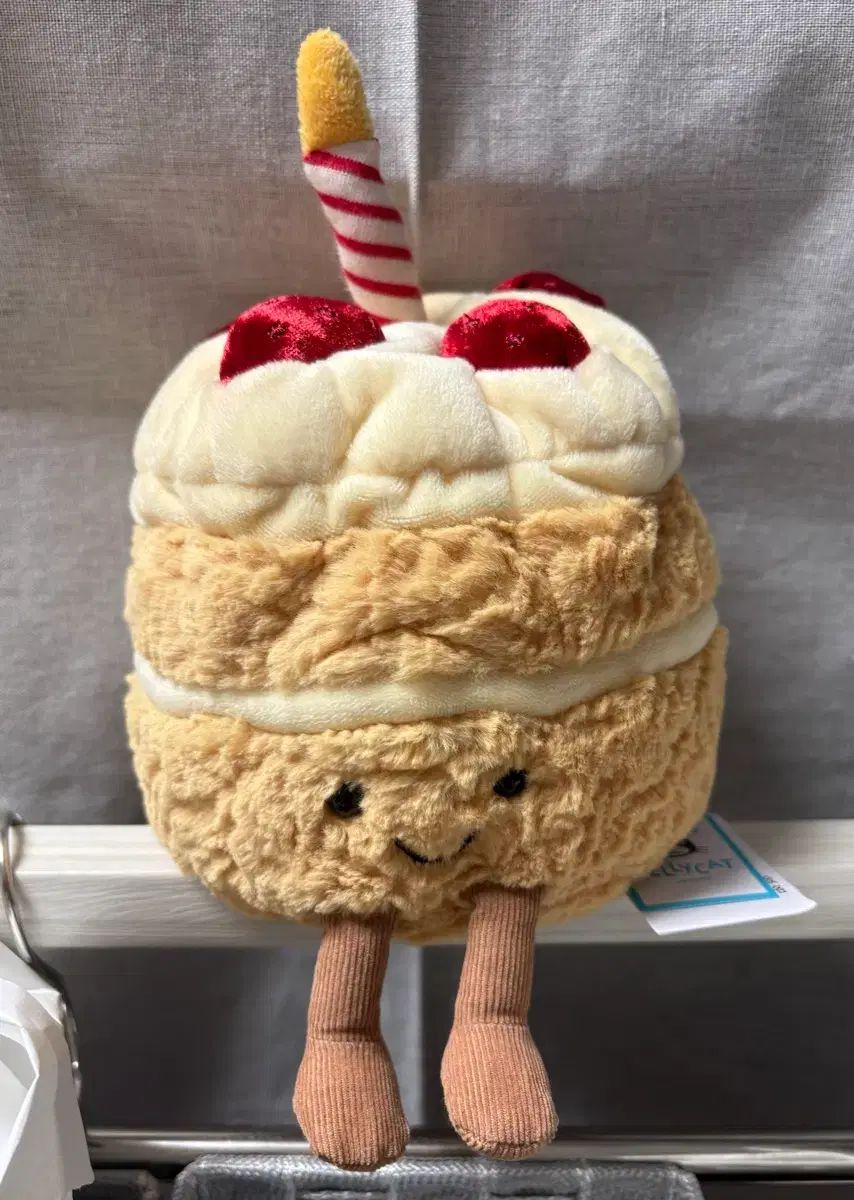 JELLYCAT(ジェリーキャット) ケーキ ぬいぐるみ 出品