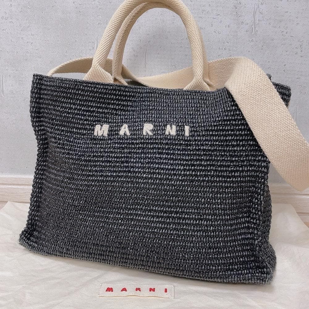 MARNI マルニ スモールバスケット ラフィア かごバッグ 2way ショルダーバッグ ハンドバッグ ブラック 黒 ロゴ刺繍 レディース 肩掛け 斜め掛け