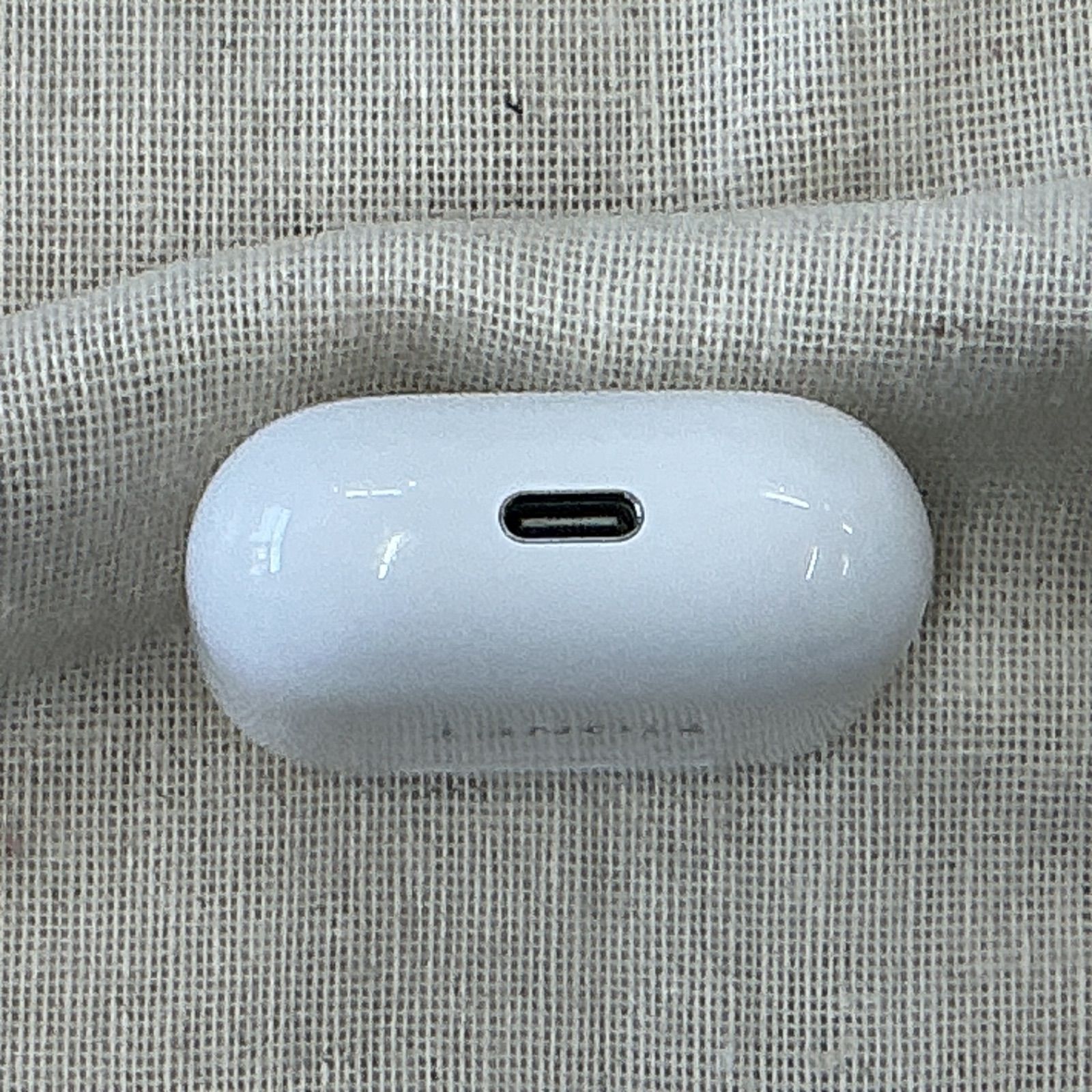Apple AirPods Pro (2nd generation) A3058 充電ケースのみ 通電確認
