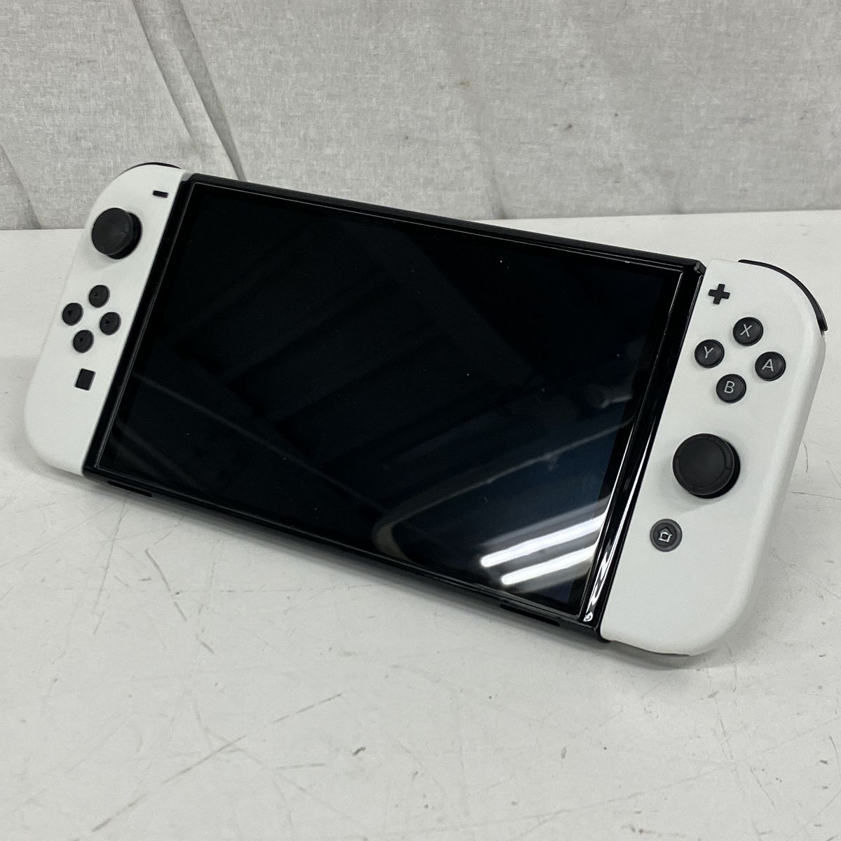 Nintendo 任天堂 HEG-S-KAAAA Switch 有機ELモデル スイッチ ホワイト 家庭用ゲーム機 家電 中古 S11201886