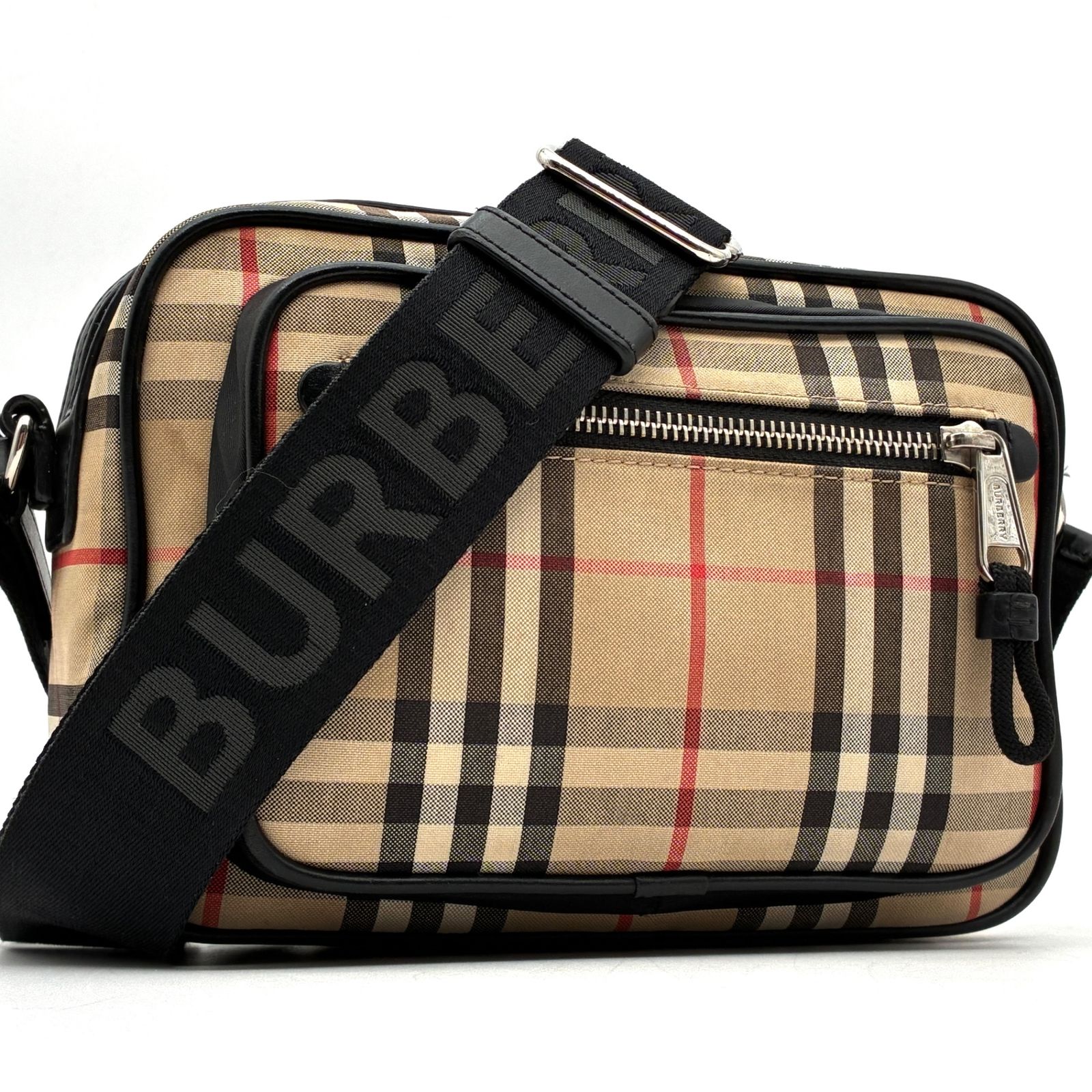 BURBERRY バーバリー 現行に近い ノバチェック カメラバッグ ショルダーバッグ クロスボディ キャンバス レザー ベージュ 黒 ブラック 斜め掛け ロゴストラップ 軽量 メンズ レディース ユニセックス ポシェット サコッシュ