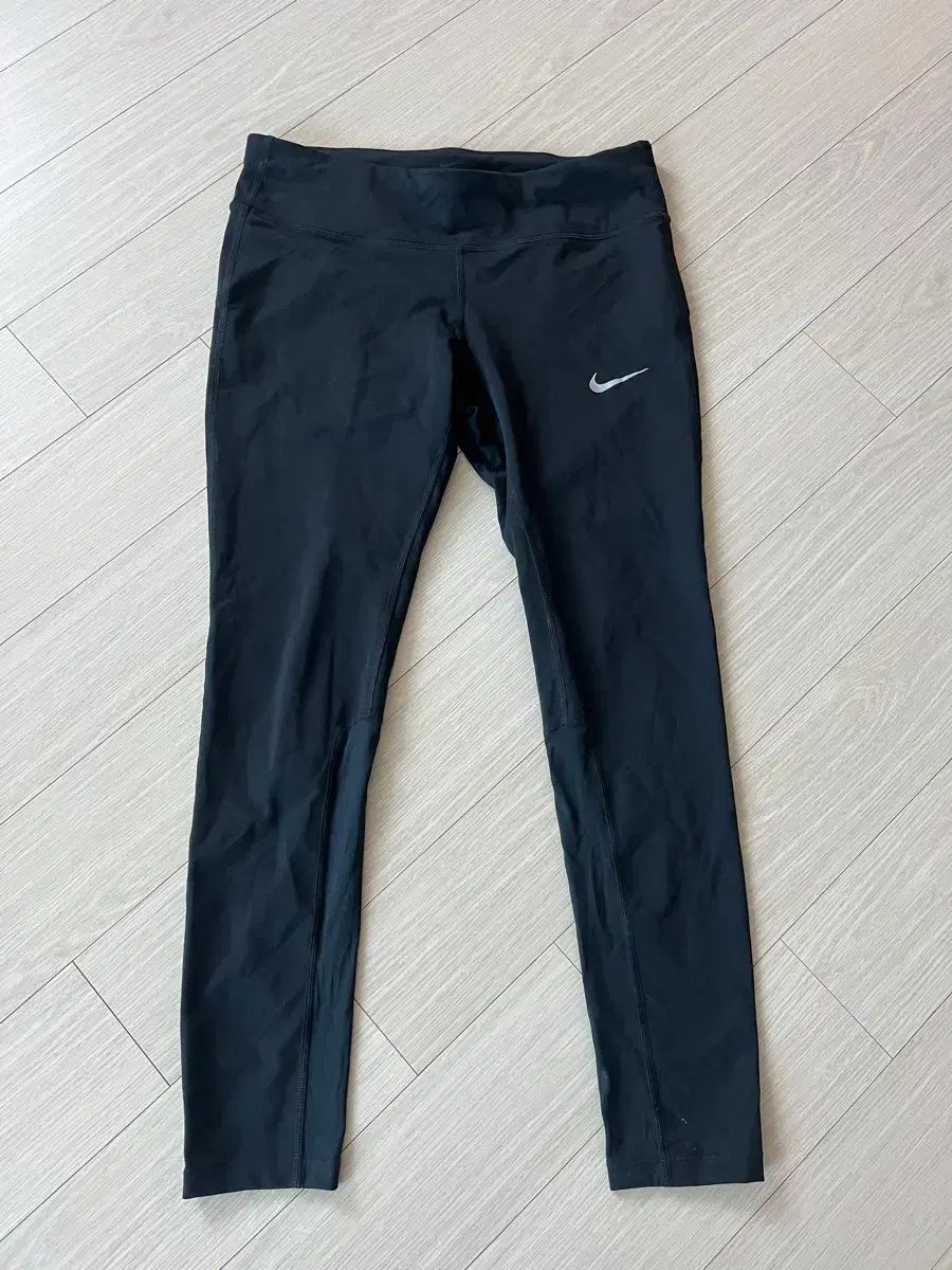(ほぼ新品) NIKE ランニング ドライフィット ブラック タイツ パンツ レディース XL