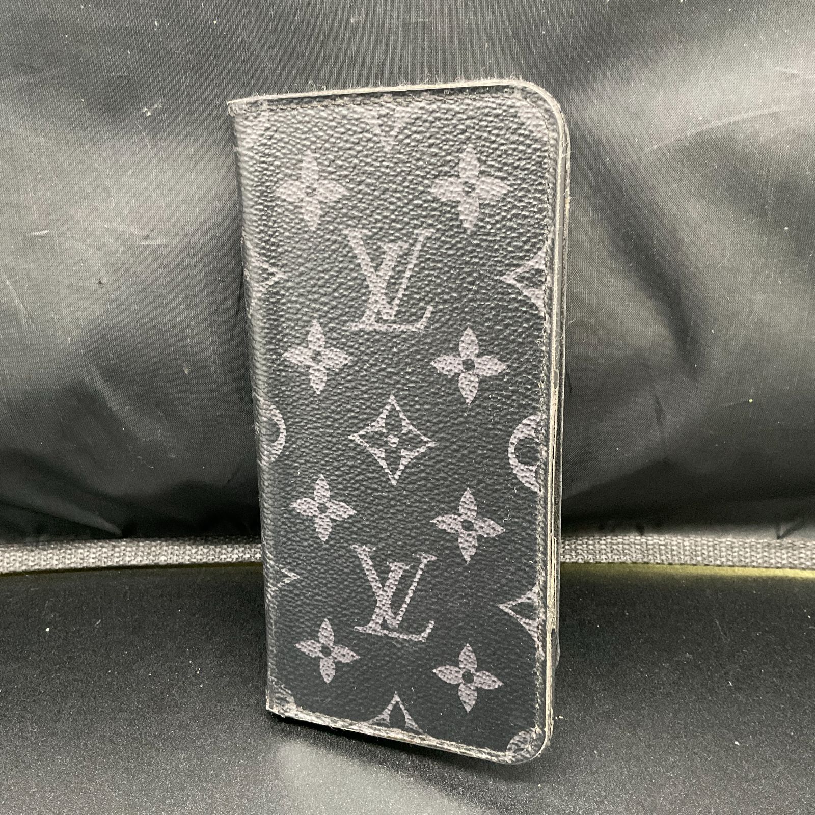 ルイヴィトン 　 モノグラムエクリプス スマホケース B26042616 7,950円