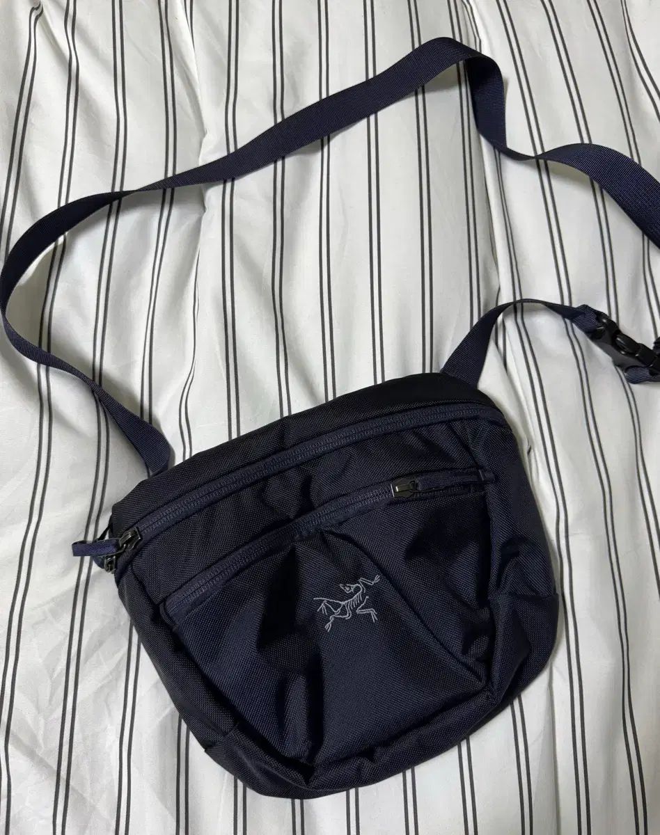 ARC'TERYX アークテリクス マカ 2 ネイビー