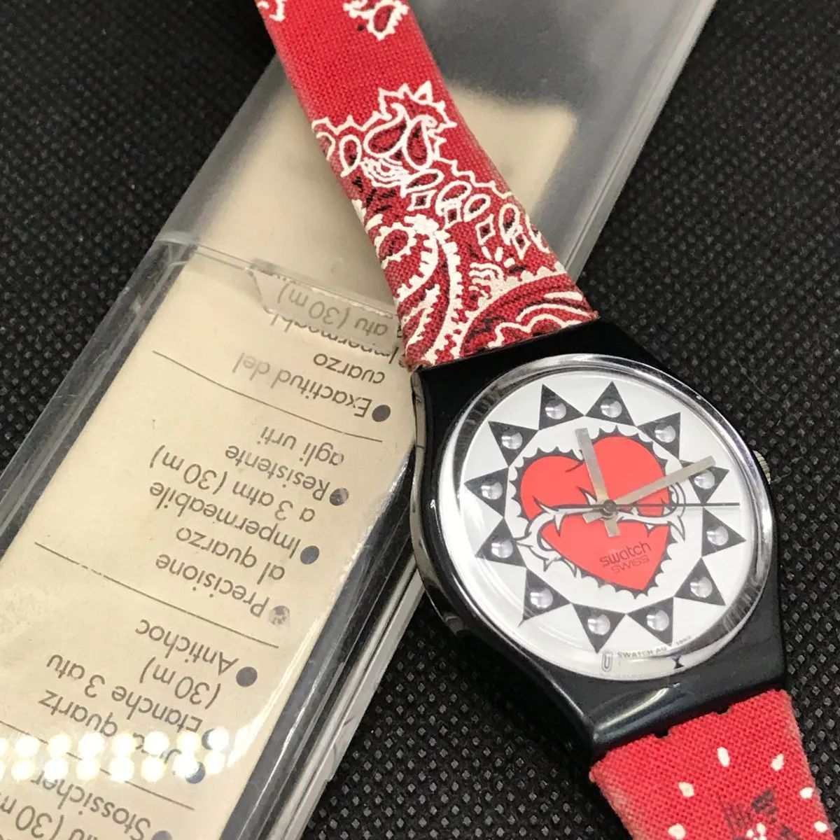 稼働品】swatch スウォッチ 腕時計 ハートモチーフ レッド系 3873