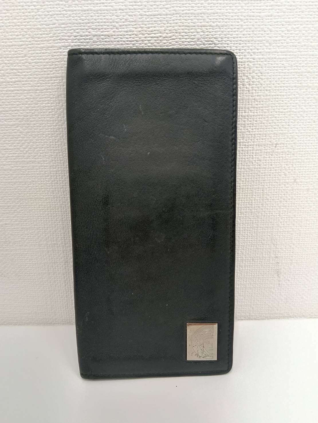 【中古品】 VERSACE 長財布　 ブラック　 レザー 黒　 二つ折り　現状品