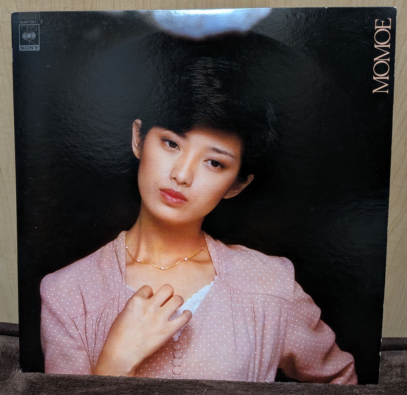 山口百恵LPレコード2枚セット／百恵ライブ、THE BEST - メルカリ