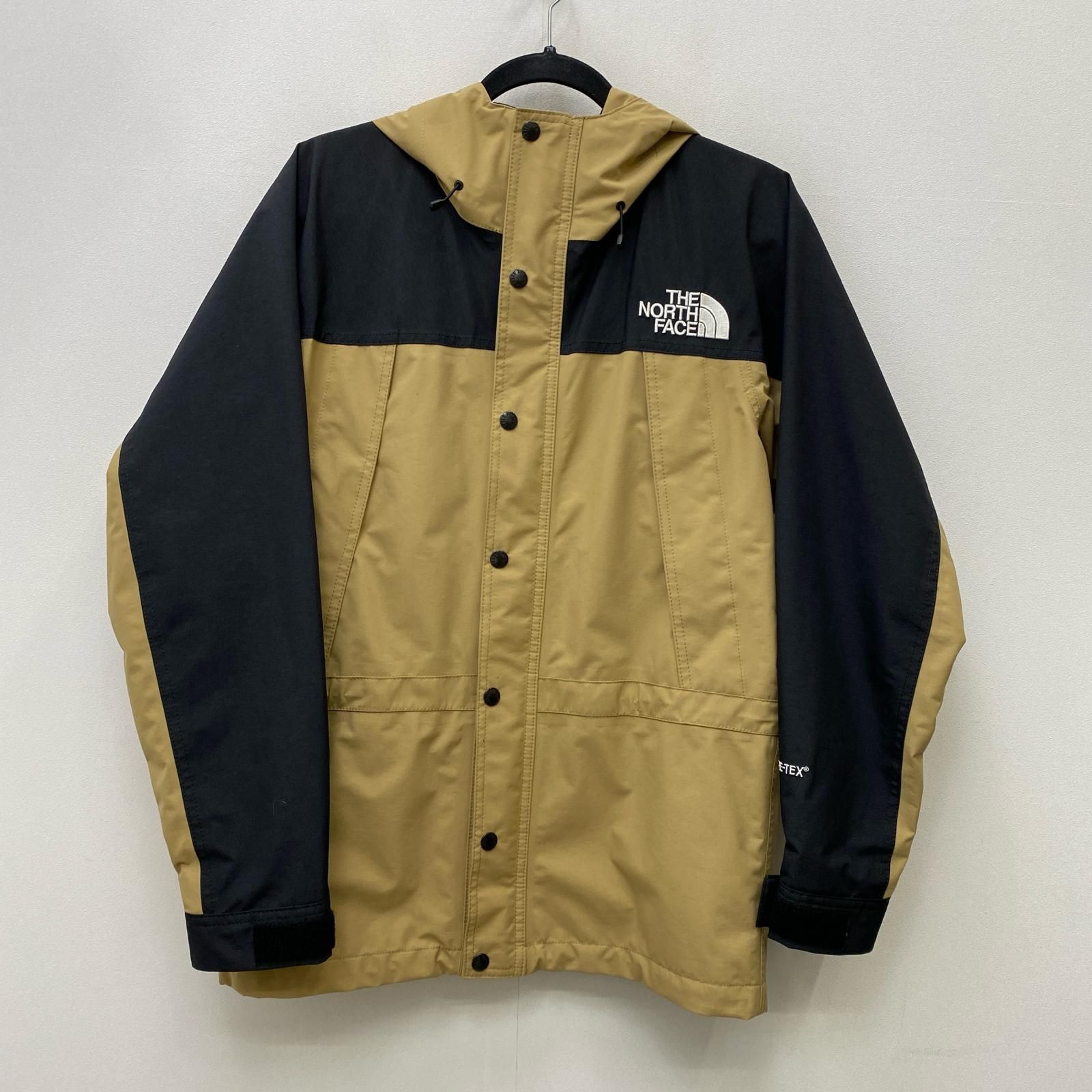 【加古川店】 中古 THE NORTH FACE | ザ・ノースフェイス マウンテンパーカー Mountain Light Jacket np11834 ベージュ サイズ：S 【92】