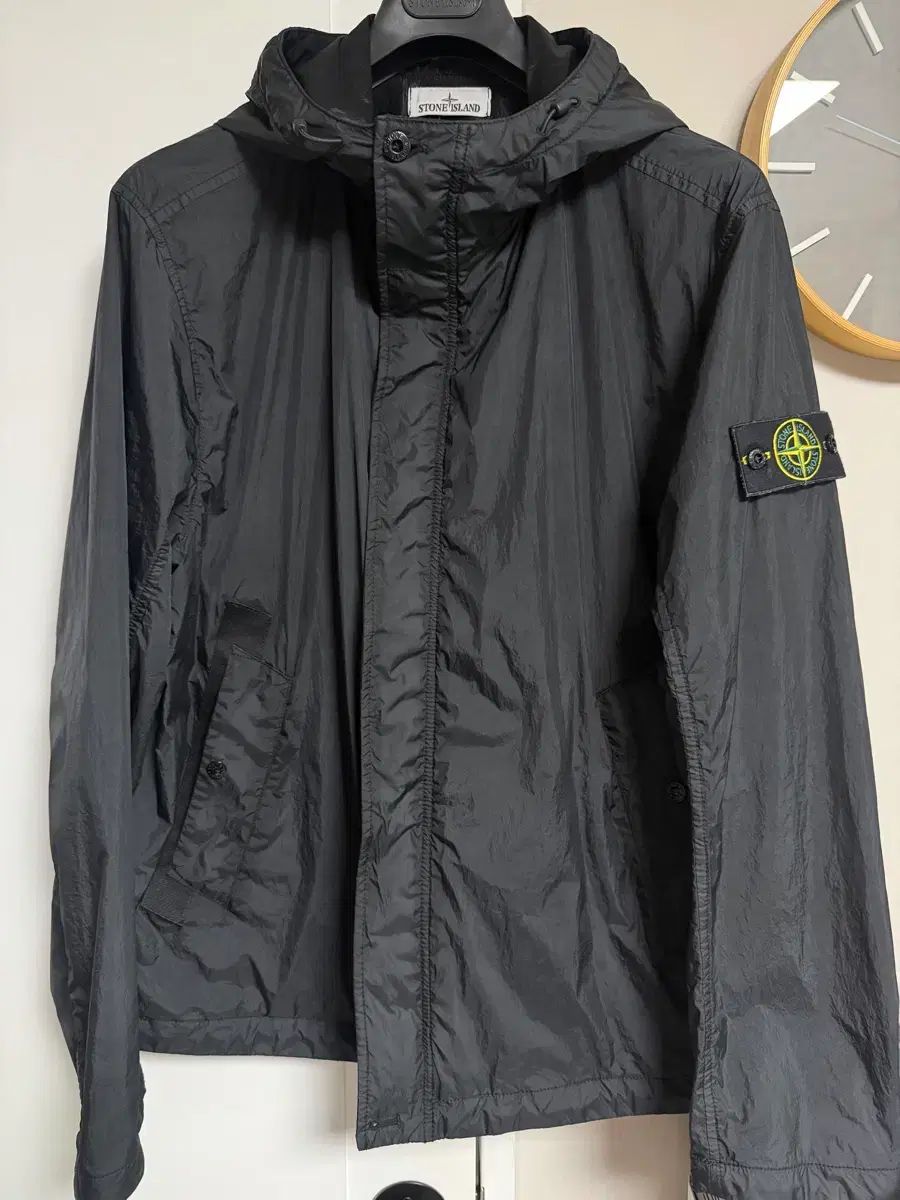 XL ストーンアイランド 25SS ブラック クリンクルレップス フード ジャケット