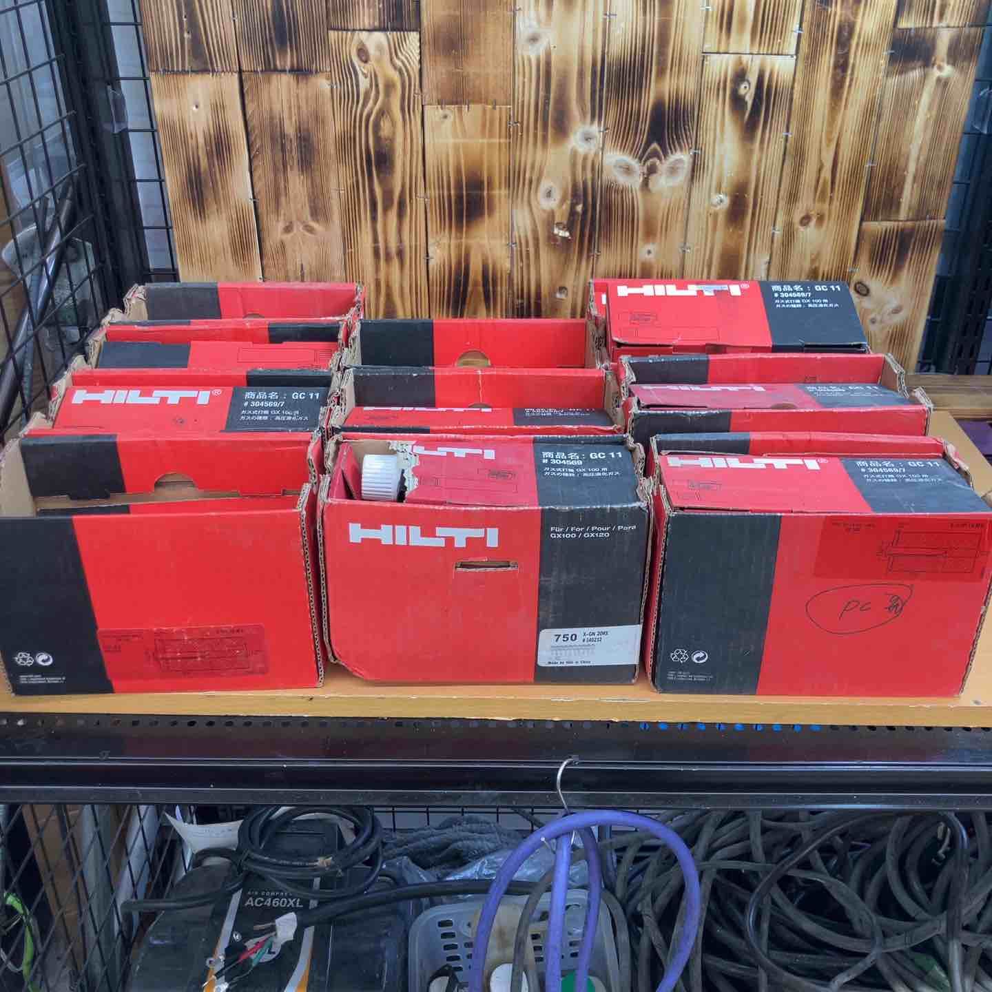 ヒルティ ガス缶 GC11 ガス式クギティ ガス缶 GC11 ガス式ピン打ち機 GX100 中古セット商品【越谷店】
