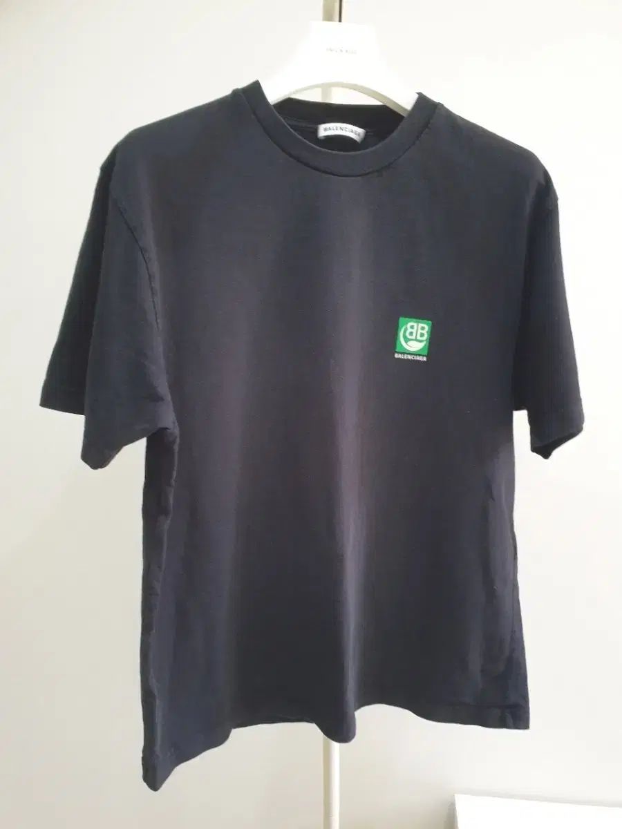 (韓国国内店舗)バレンシアガ ロゴ 半袖 Tシャツ