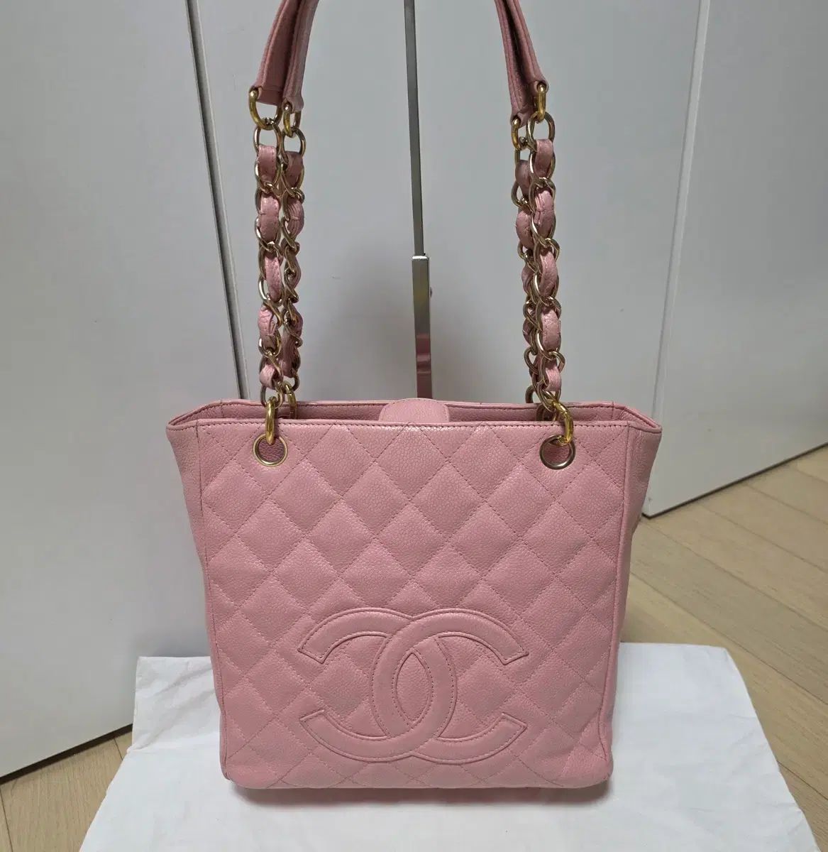 シャネル 正規品 プチ シャネル IN バッグ キャビア CC チェーンバッグ