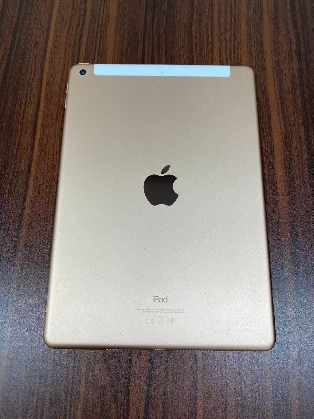 電池100％Apple iPad7 Wi-Fi + Cellular 32GB　ゴールド