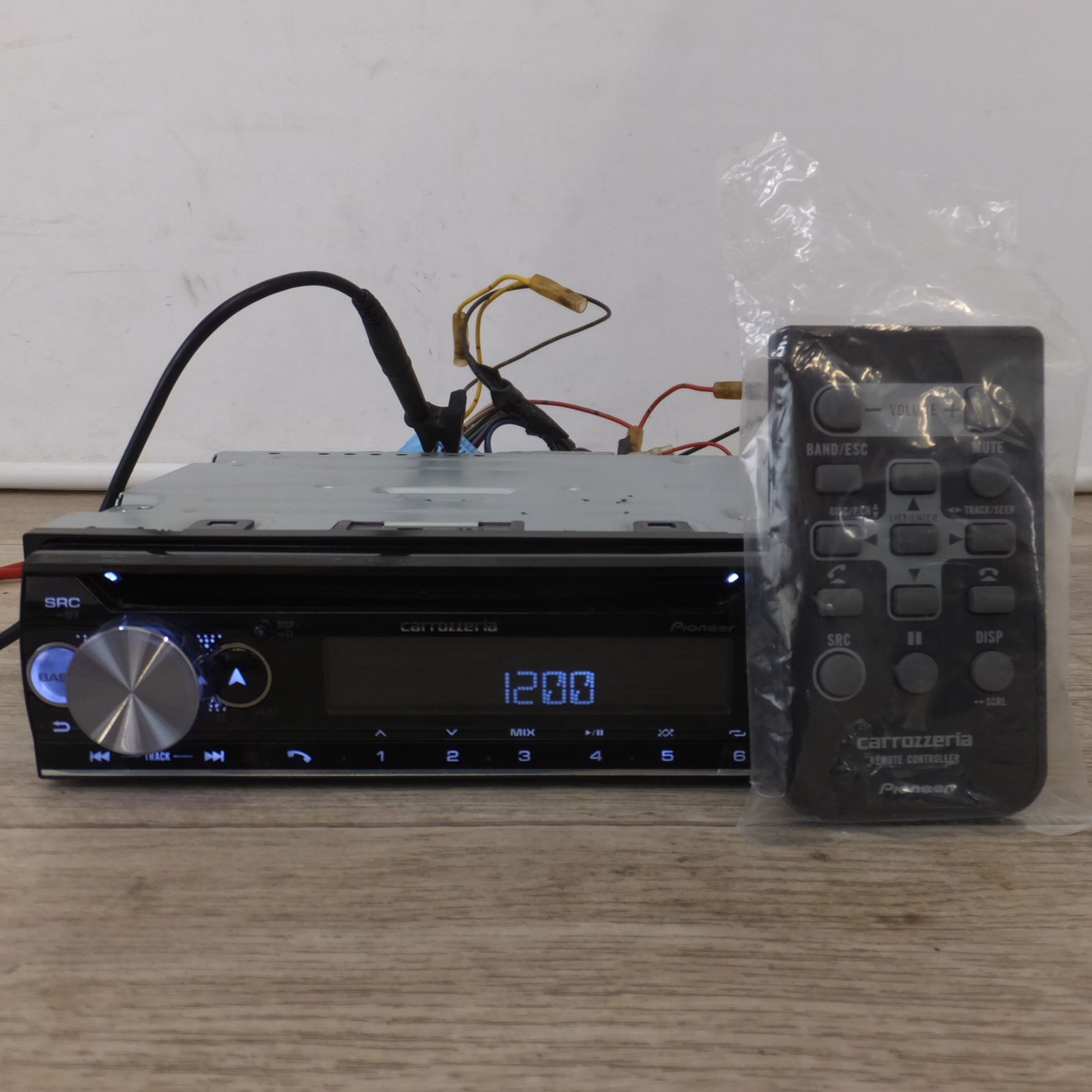 送料無料] ☆カロッツェリア carrozzeria AVメインユニット DEH-5500