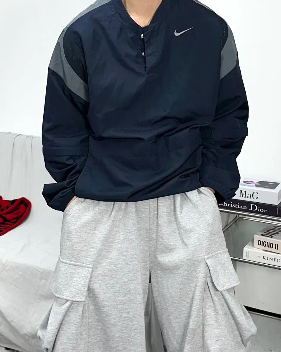 ナイキ スウッシュ ネイビー グレー ウォームアップ L