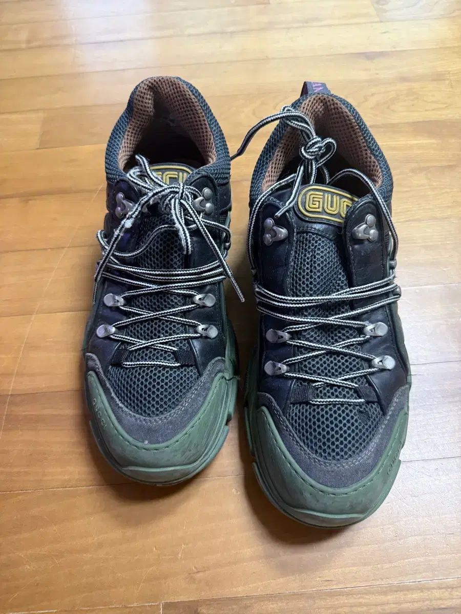 正規品 グッチ フラッシュトラック 9サイズ 状態好し 中古 在庫処分