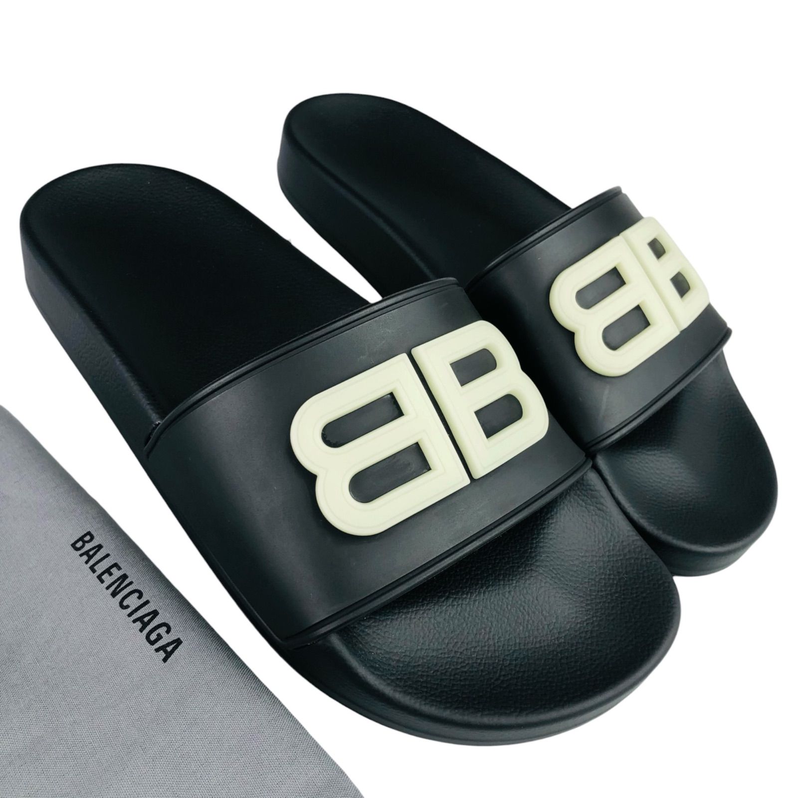 新品未使用★BALENCIAGA★バレンシアガ・レディース 3D蓄光素材BBデザイン エンボス加工ブランドロゴ ラバー スライドサンダル (36/24㎝相当) ブランドサンダル レディースサンダル 春夏靴 カジュアルシューズ オシャレ