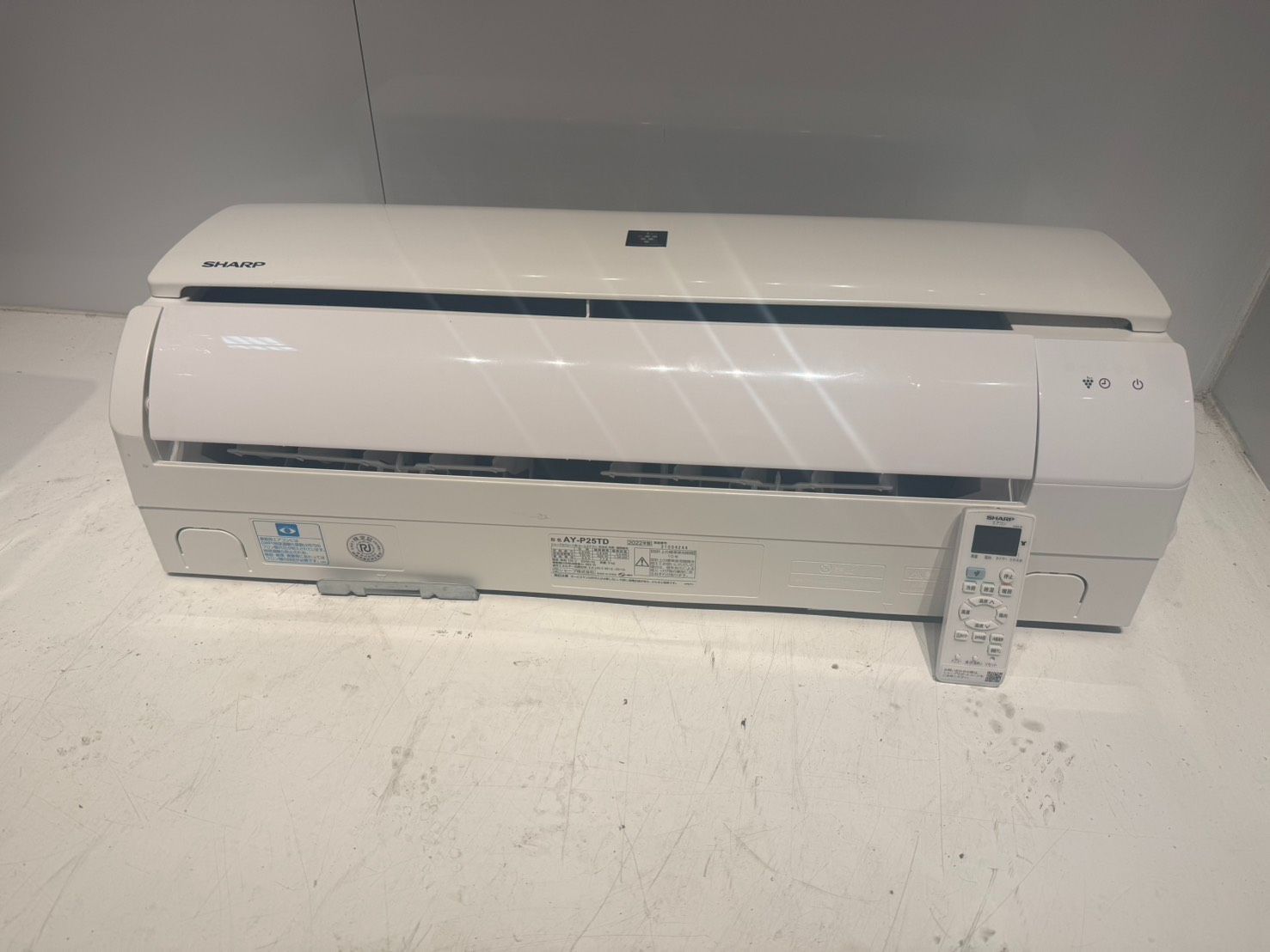 375　SHARP　2022年製エアコン　8～10畳用　整備済み