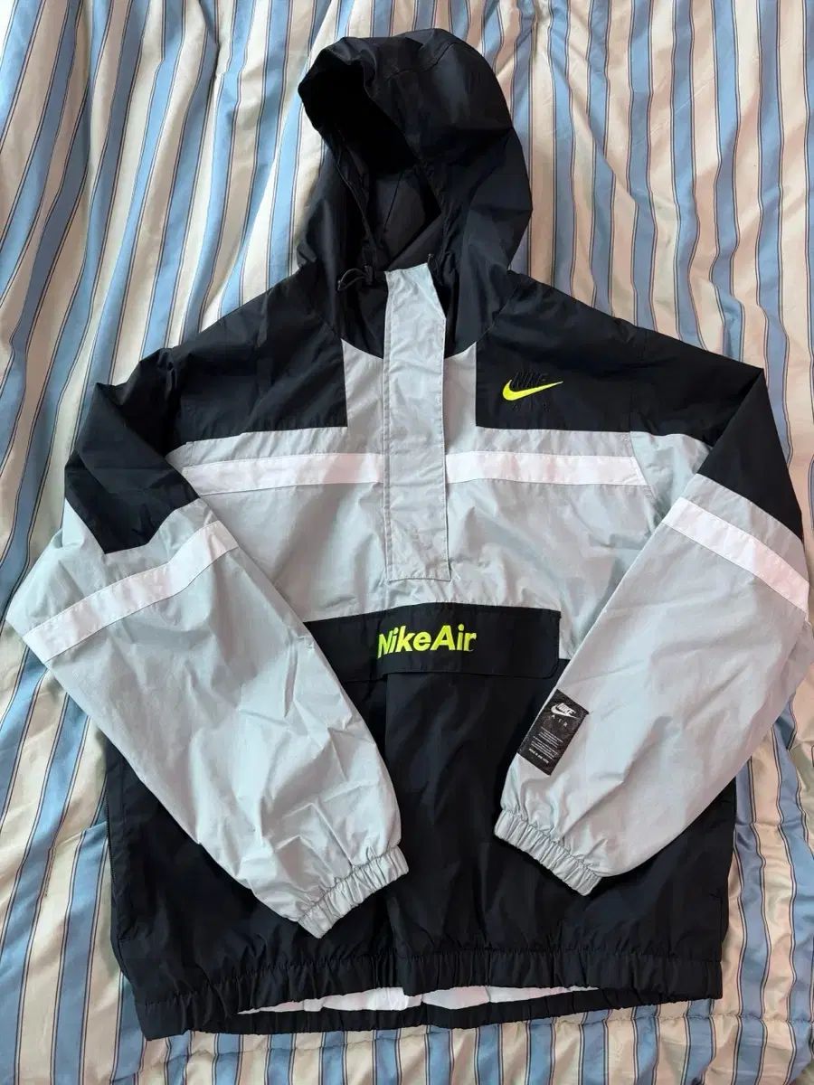 NIKE Anorak（アノラック）ウィンドブレーカー Lサイズ
