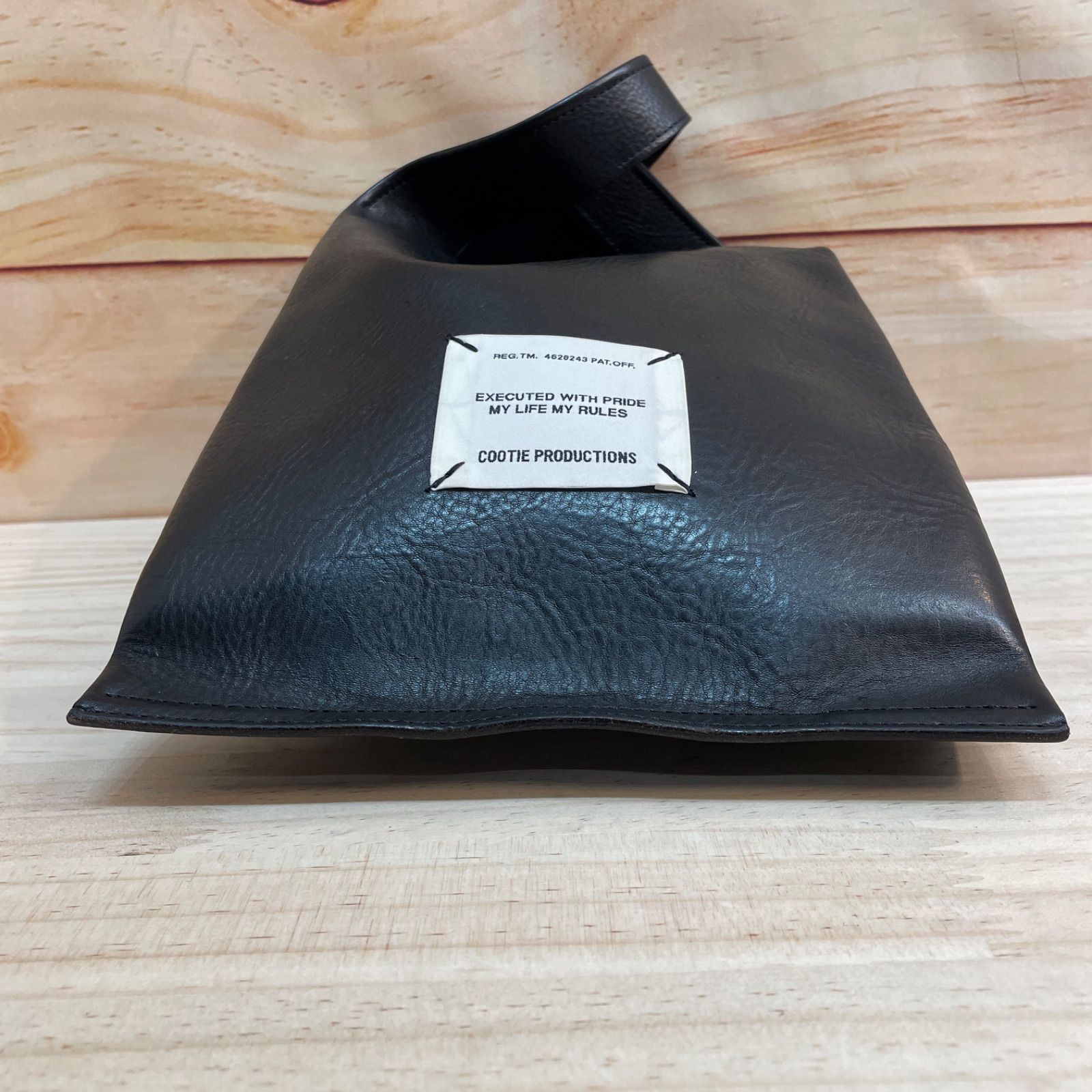 COOTIE PRODUCTIONS クーティー プロダクションズ Leather C-Store Bag