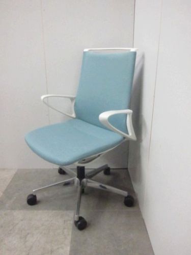 【中古品】オカムラ モードシリーズ 固定肘付モードチェア CA25BW FWN4 ブルー