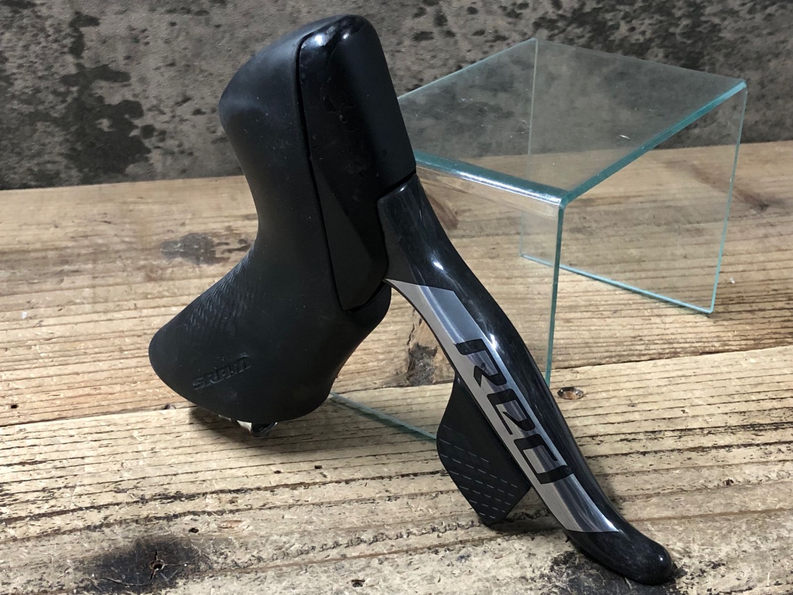 KD743 スラム SRAM レッド RED eTAP D1 HRD レバー 12S 右のみ 動作確認済 ※クランプ部割れのためジャンク