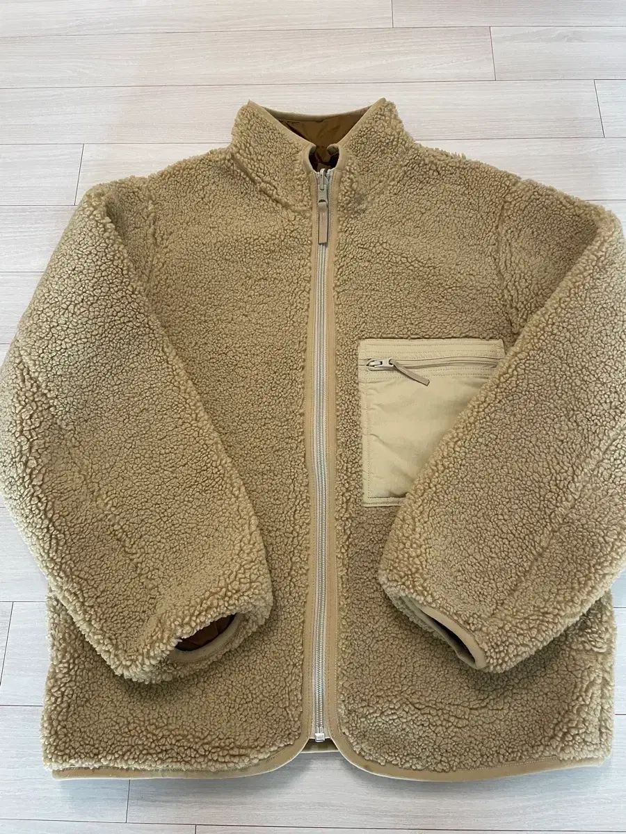 中古 UNIQLO U (ユニクロユー) リバーシブル ボア フリース ジャケット Mサイズ (大体100サイズ)