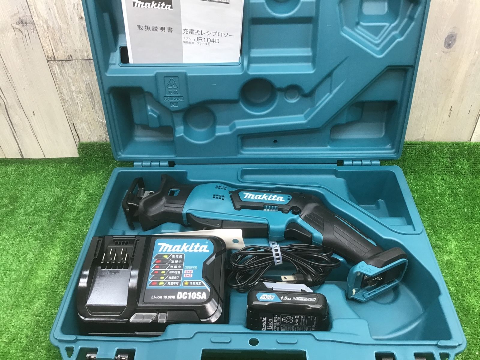綺麗！【中古動作品】マキタ(makita) 　10.8V(スライド)　コードレスレシプロソー JR104DSH△アクトツール富山店△H