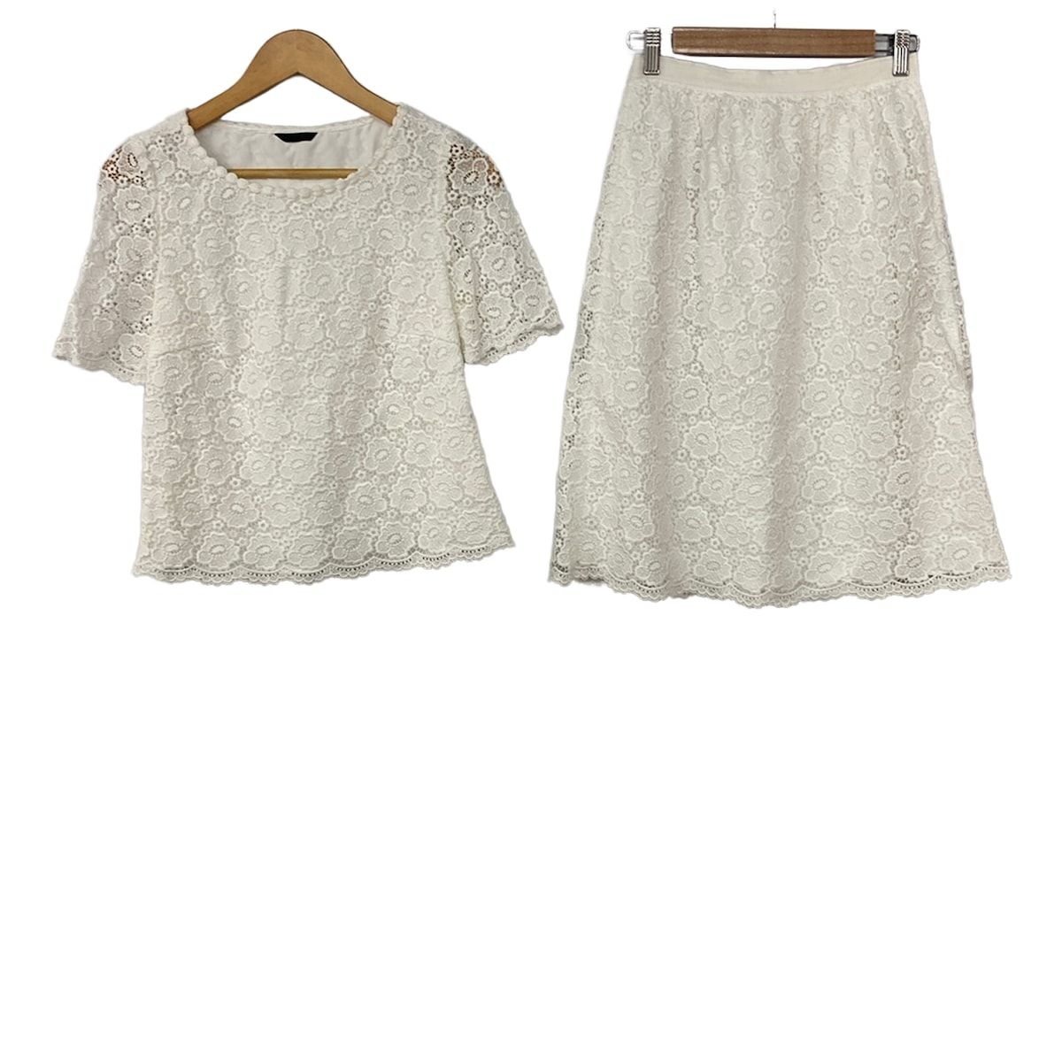 TO BE CHIC(トゥービーシック) スカートセットアップ レディース美品 - 白 レース