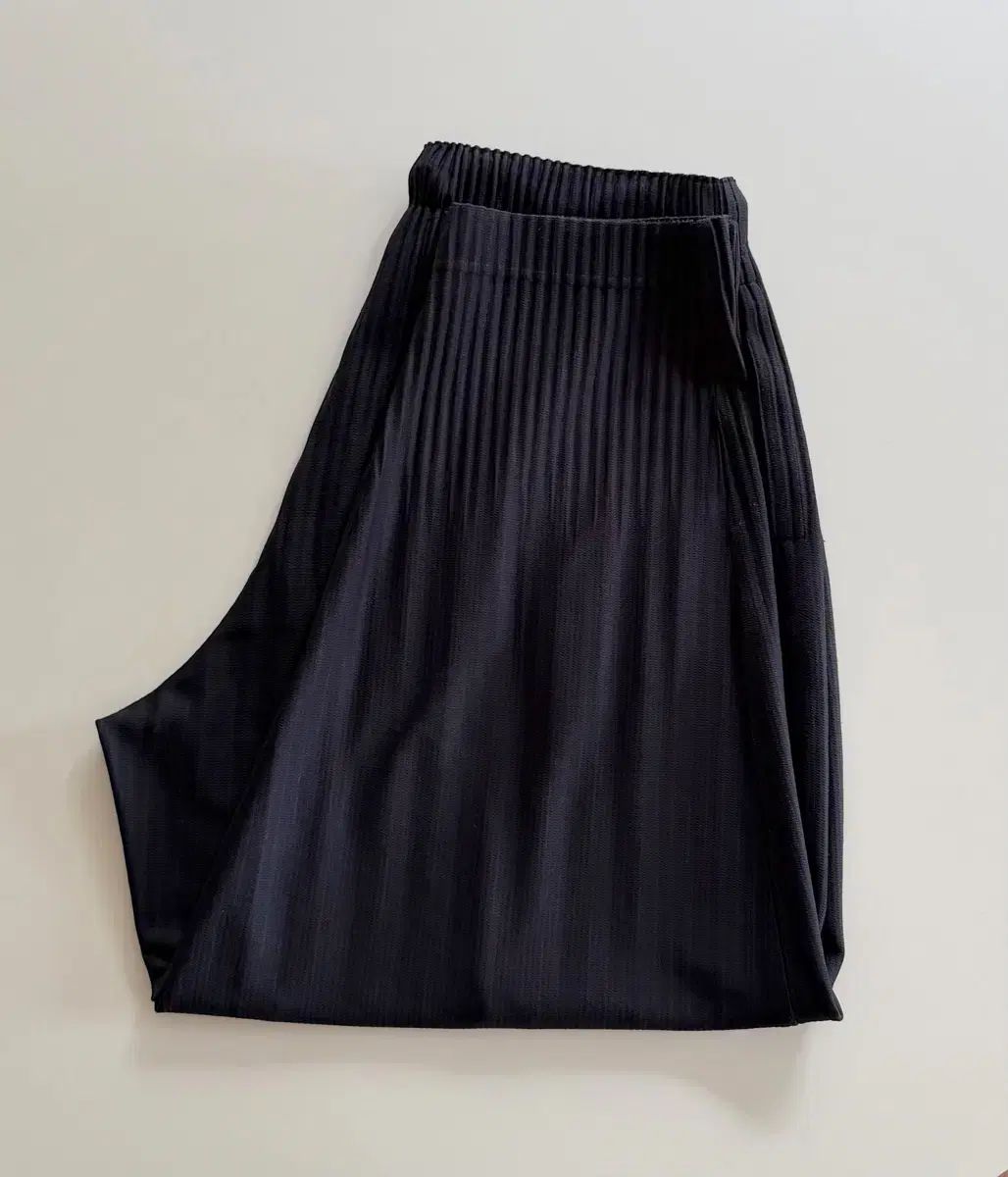 ISSEY MIYAKE イッセイミヤケ homme plisse ズボン ブラック size 1