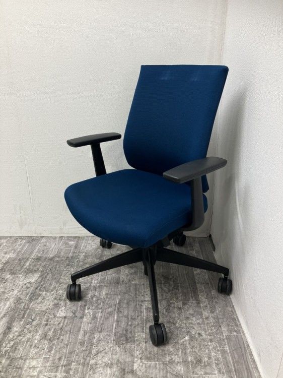 【中古品】コクヨ 固定肘付ウィザード3チェア CRS-G3620F6 ブルー
