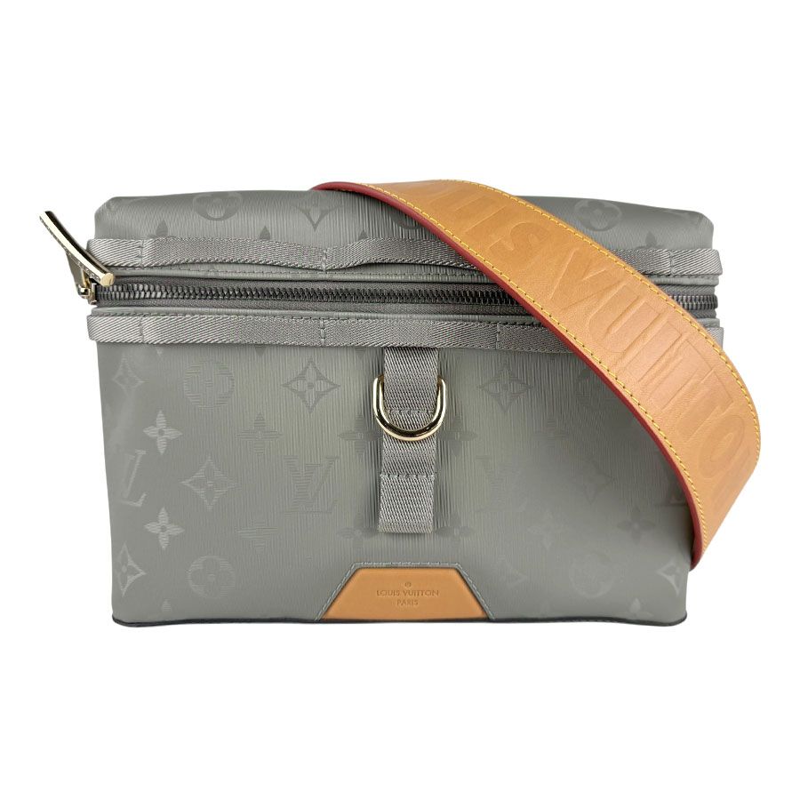 ルイ ヴィトン LOUIS VUITTON ショルダーバッグ モノグラム チタニウム メッセンジャーPM M43889