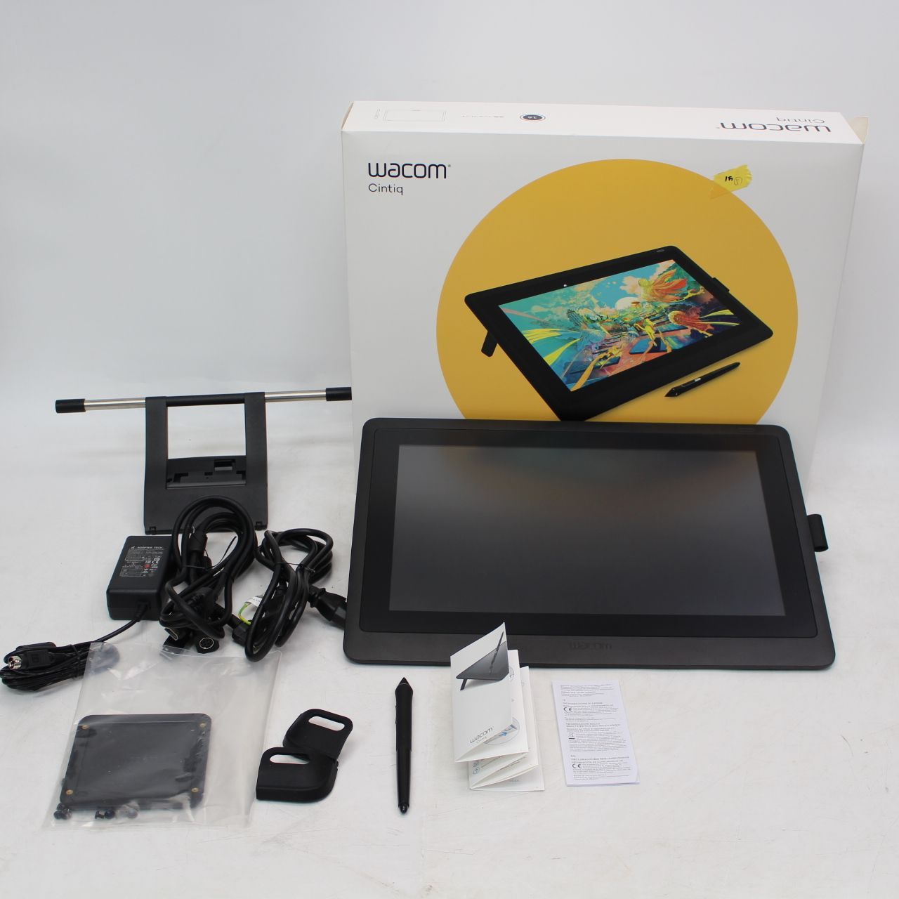 742)【美品】Wacom Cintiq 16 DTK-1660 ワコム液タブ スタンド付き
