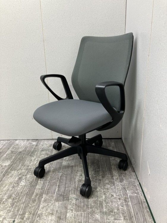 【中古品】オカムラ CG-M(シージーエム)シリーズ 固定肘付CG-Mチェア CG21ZR FZK2 グレー