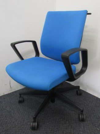 【中古品】 固定肘付ウィザード2チェア