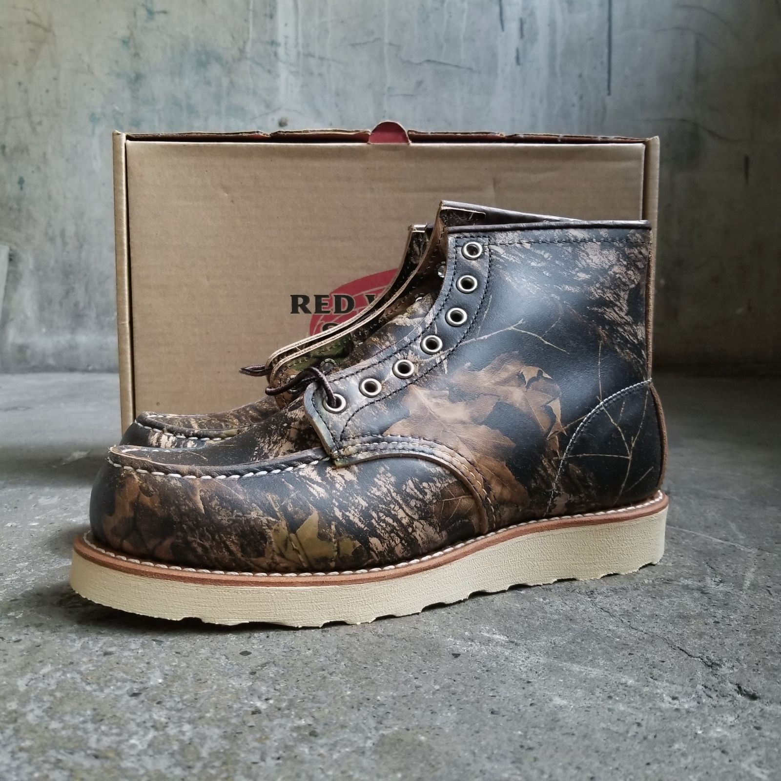 RED WING 8884 CLASSIC WORK 6'Moc-Toe Camouflag 7E レッドウィング クラシックワーク モックトゥ アイリッシュセッター カモフラージュ リアルツリー 34,970円