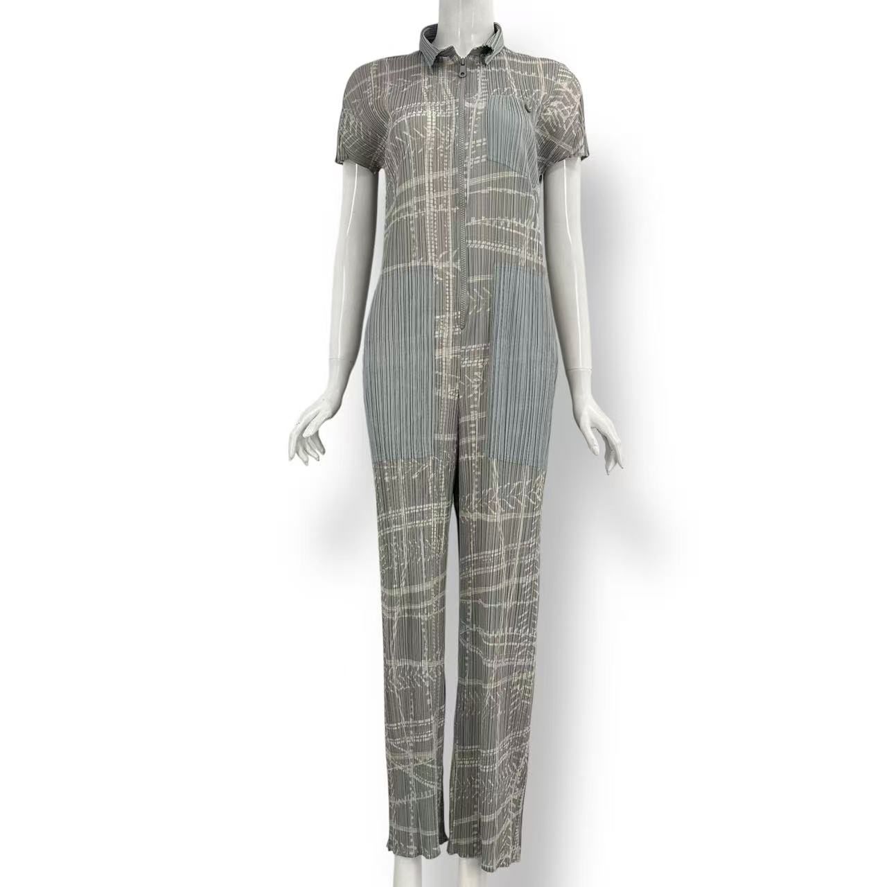 極美品 ISSEY MIYAKE イッセイミヤケ PLEATS PLEASE プリーツプリーズ 