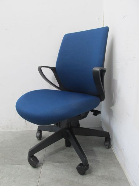 【中古品】コクヨ 固定肘付ピコラチェア ブルー