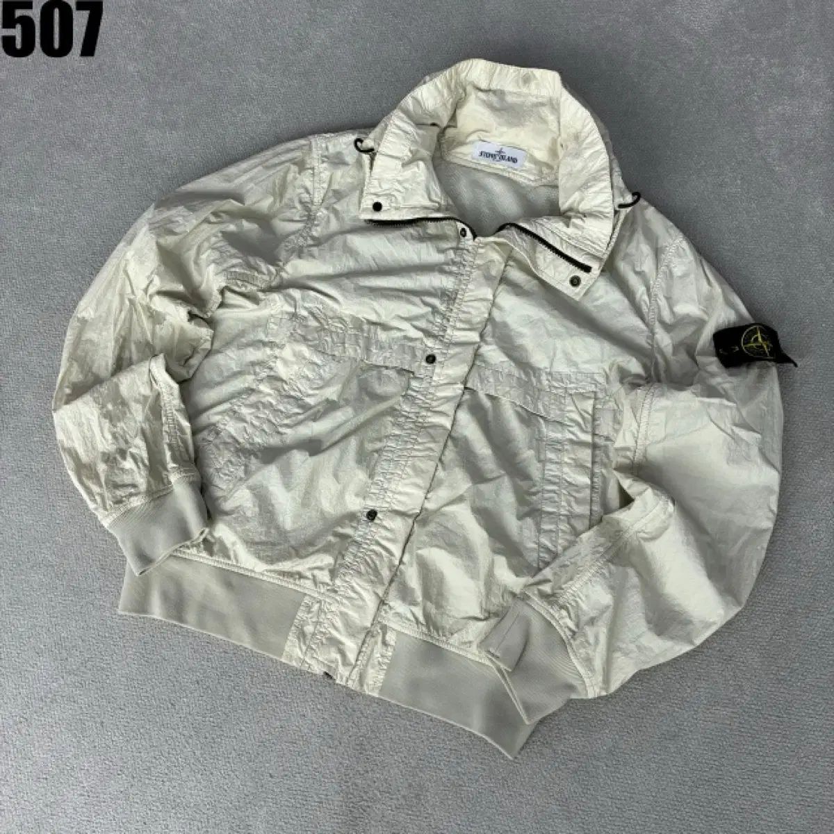 STONE ISLAND 白 ウィンドランナー ジャケット