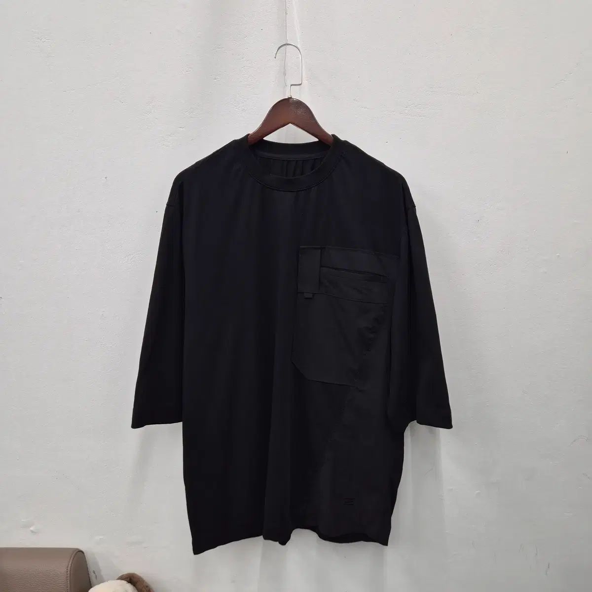 SYSTEM テクニカル ポケット 7分袖Tシャツ