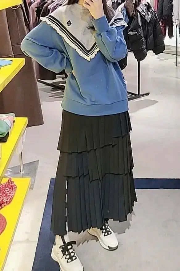 ラッキーシュエトゥ アリス スウェット - 新品