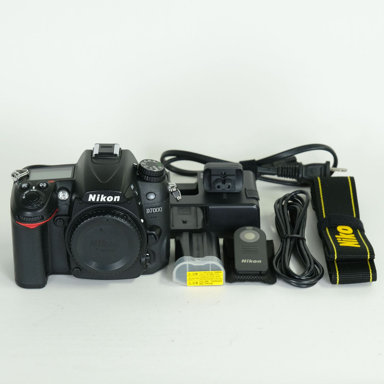 [良品 | シャッター数8,890回] Nikon D7000 | Nikon Fマウント