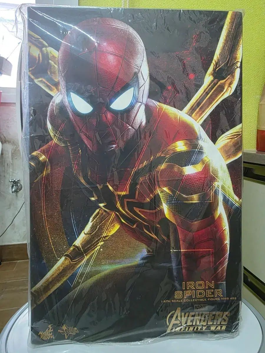 ホットトイズ アイアン スパイダー (アベンジャーズ インフィニティ ウォー) 未開封 出品