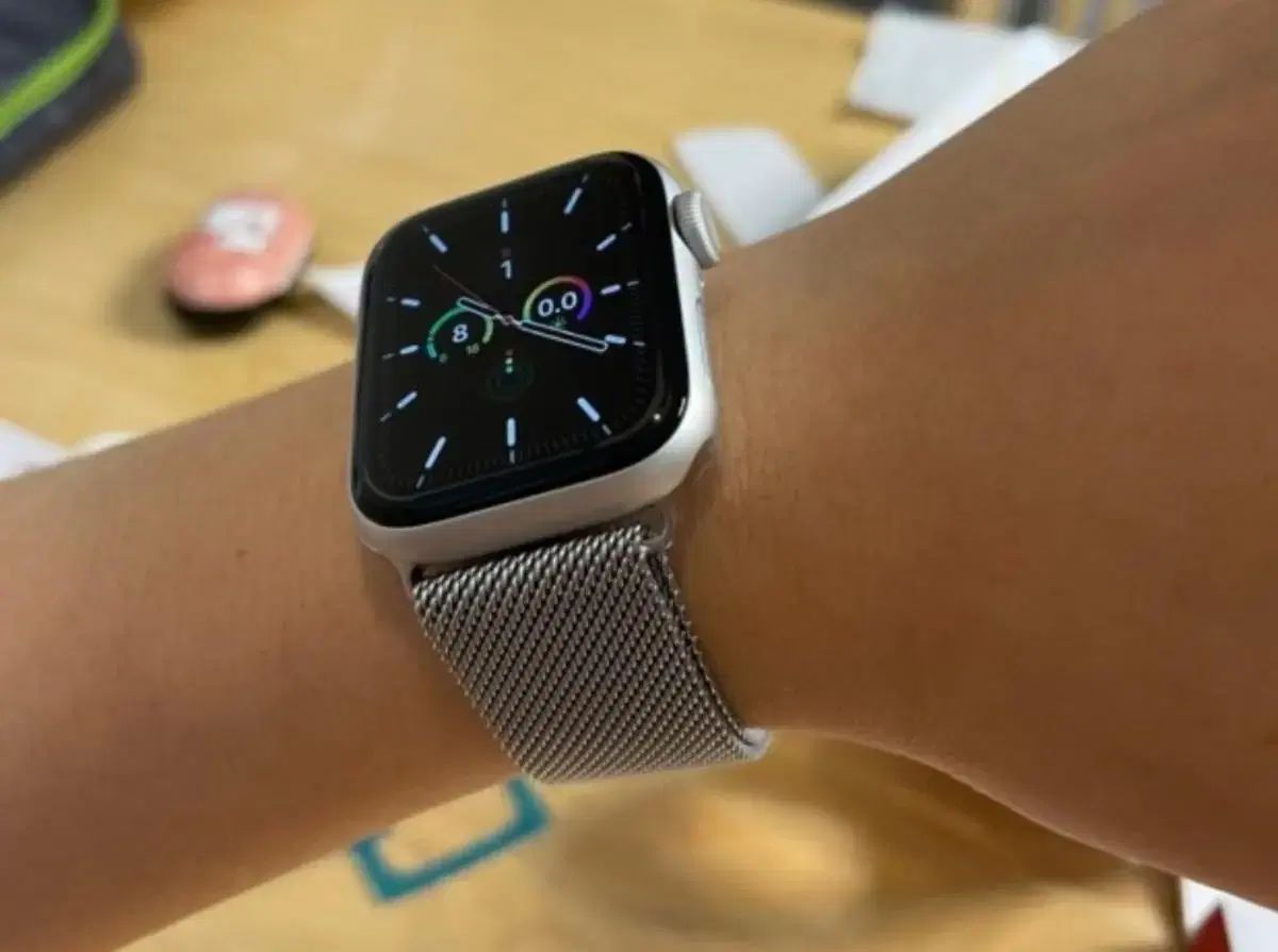 Apple Watch 出品