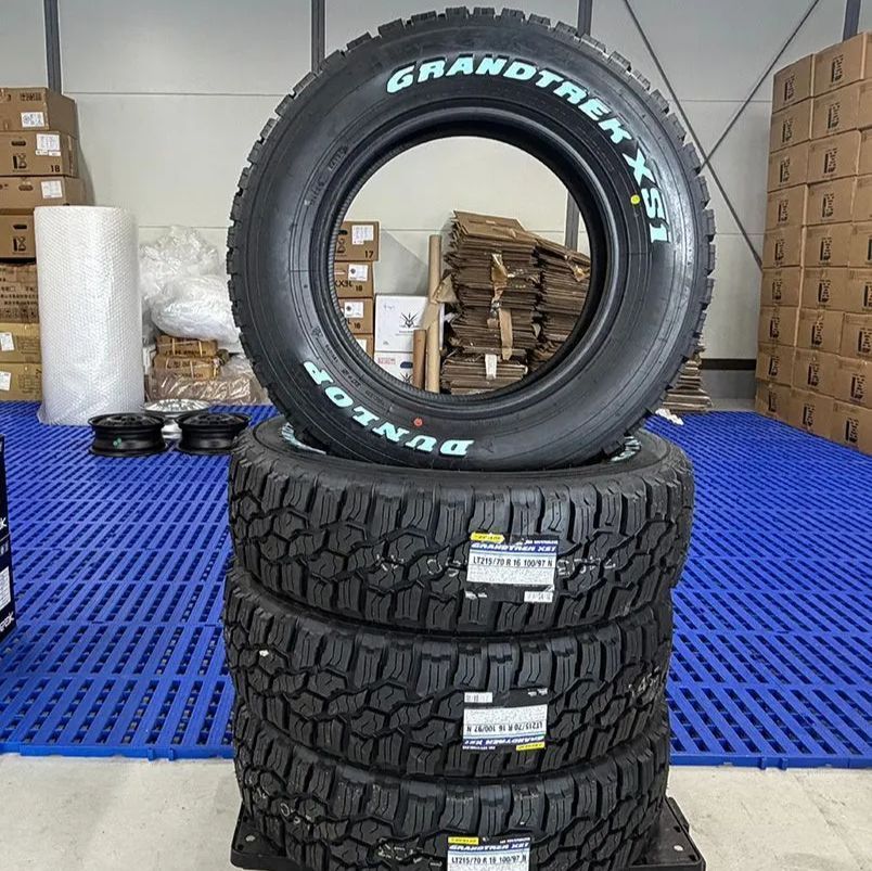 送料無料【即納】2025年製 215/70R16 ダンロップ DUNLOP GRANDTREK XS1