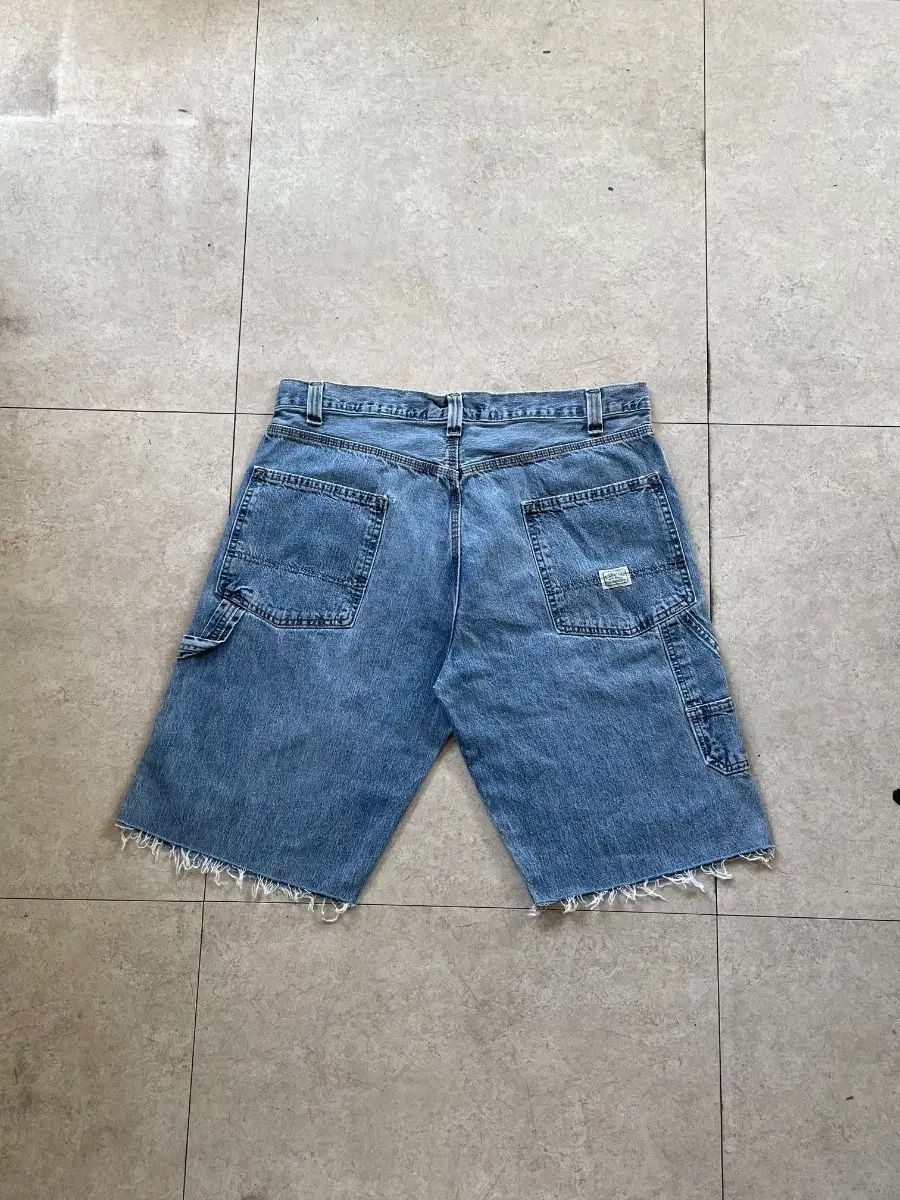 リーバイス普及型LINEデニムカットオフパンツ ハーフパンツ