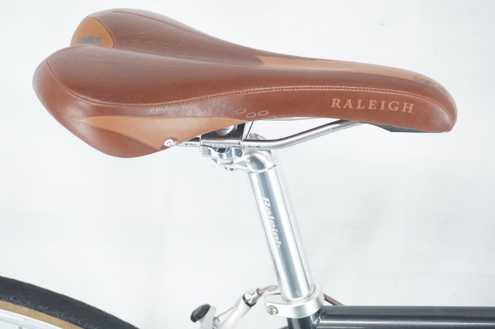 RALEIGH 「ラレー」 RADFORD CLASSIC RFC CLARIS 2025年モデル クロス