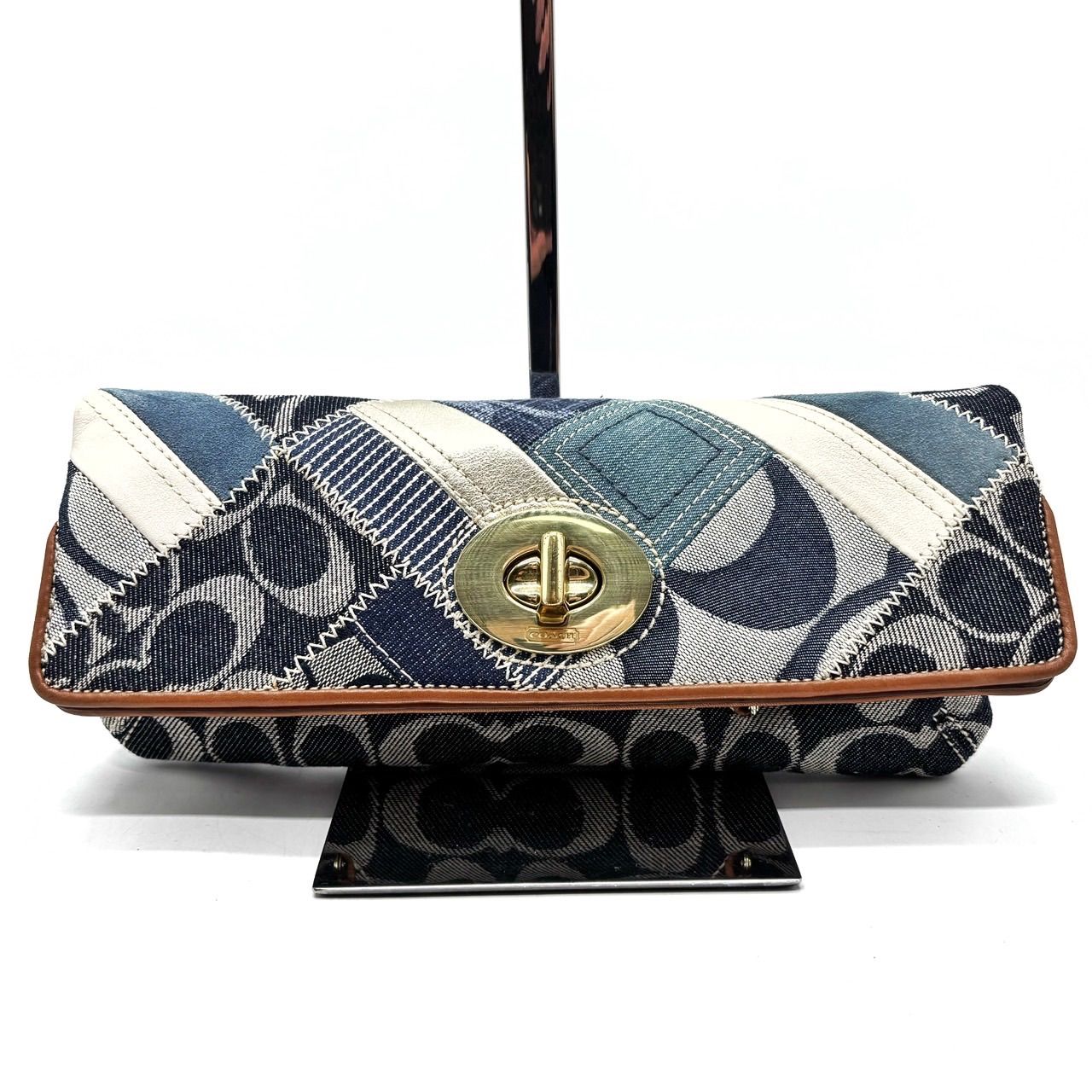 Good Condition】Coach Y2K Turn-Lock Patchwork Signature Canvas 