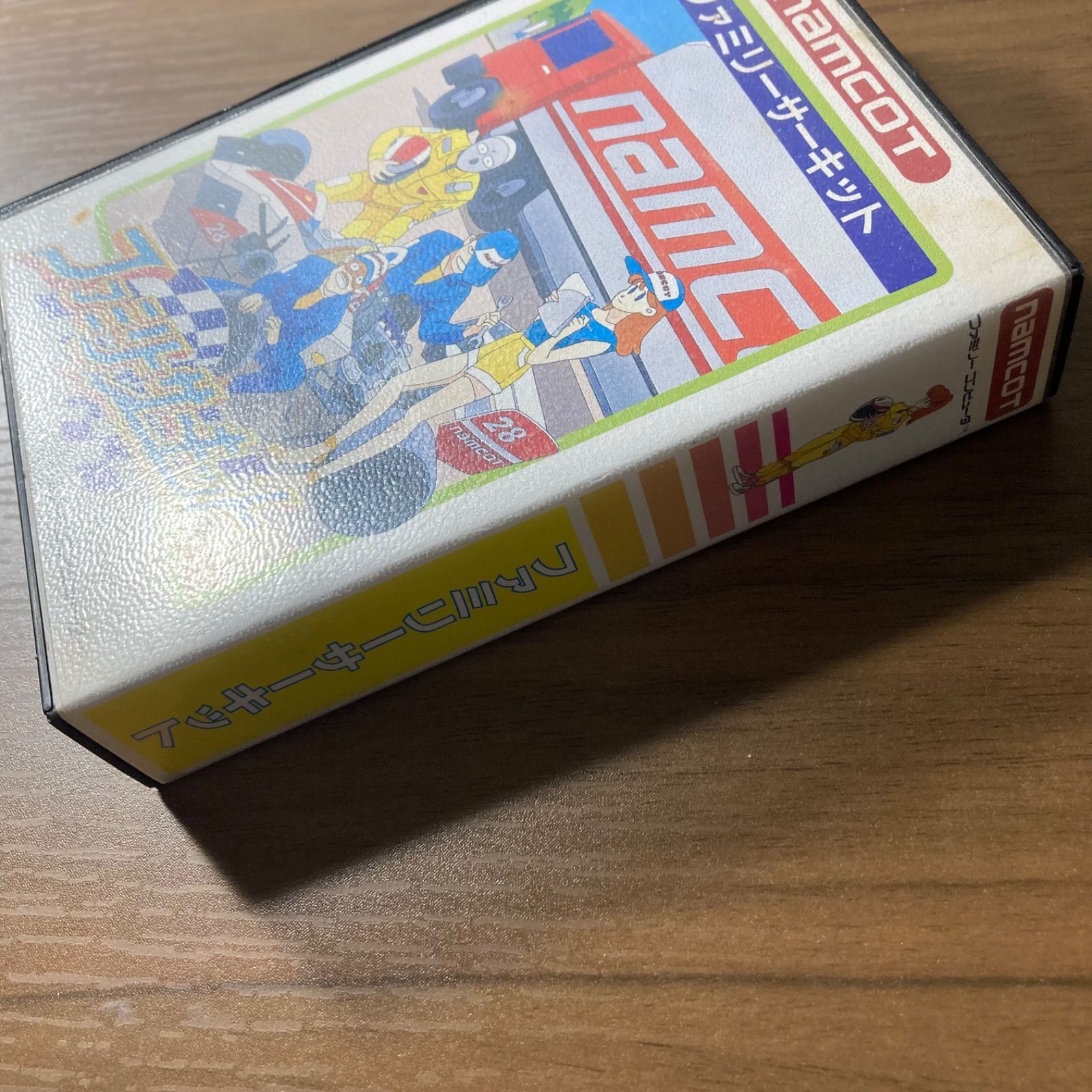 ファミリーサーキット ファミコン ソフト 箱付き 説明書付き 2-179